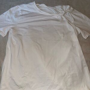Lululemon White T-Shirt